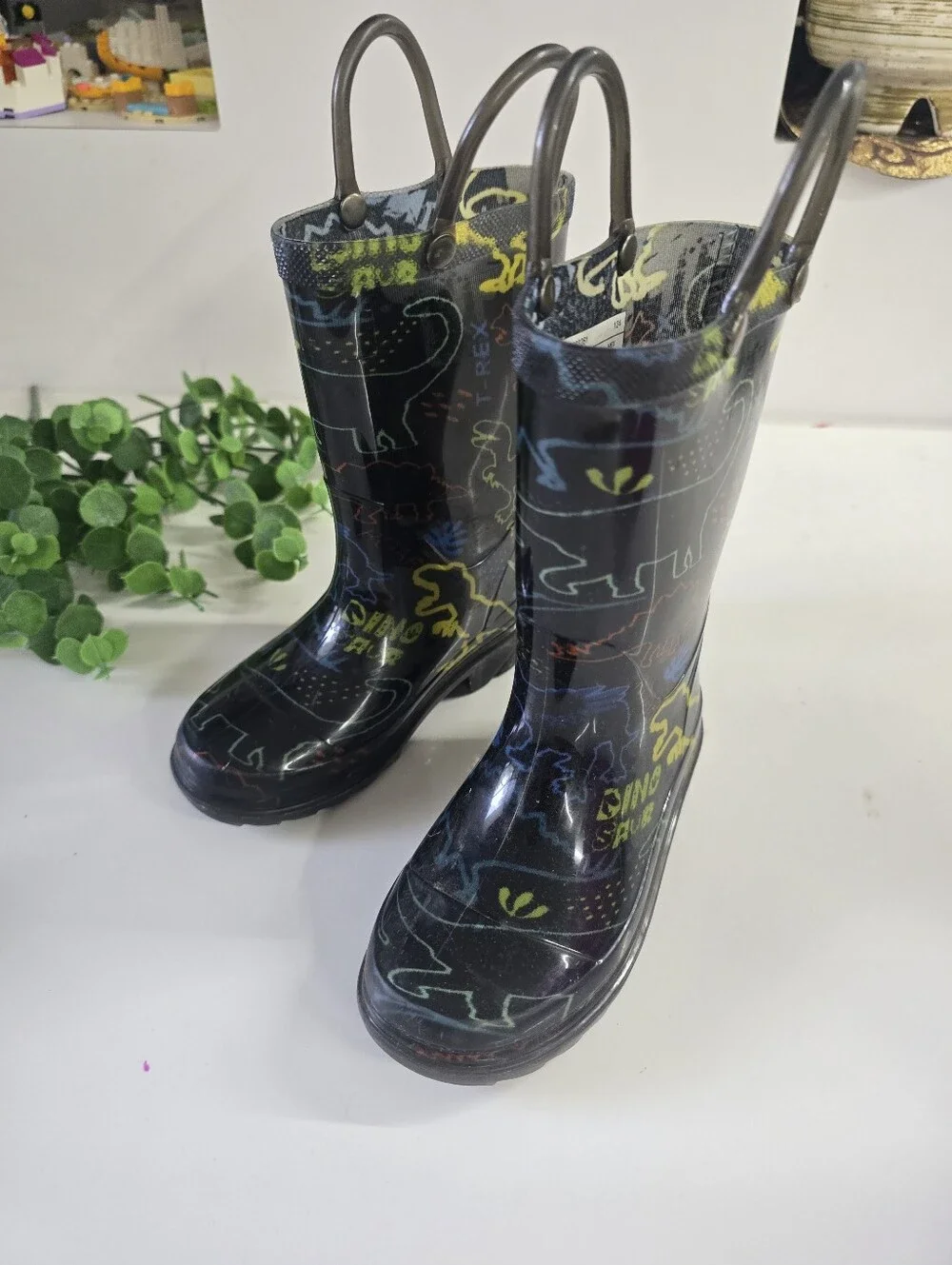 5/$25 K I D S:: Dinosaur Rubber Rain Boots